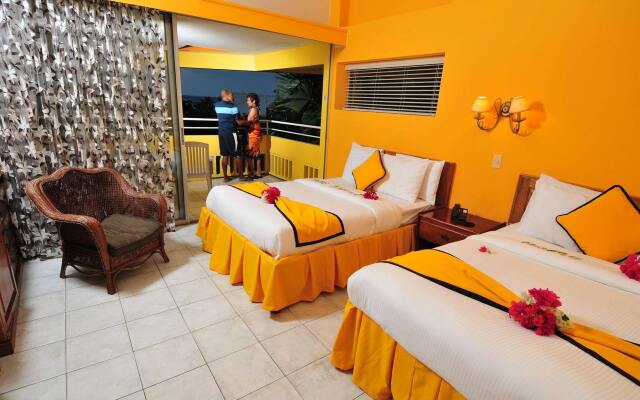 Tropikist Beach Hotel & Resort