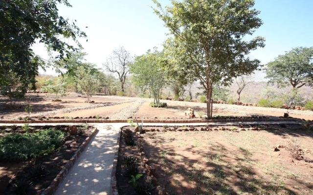 iroCK Lodge