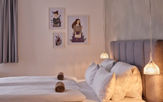 ARX Hotel & Restaurant