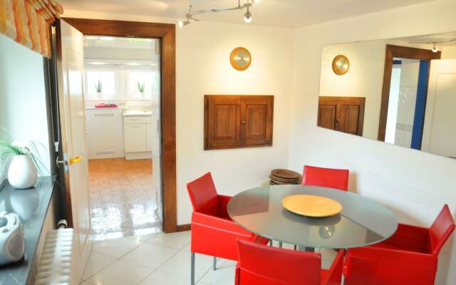 Modern Holiday Home in Marche-en-famenne With Garden