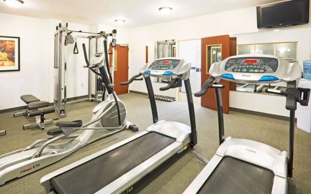 Staybridge Suites Oak Ridge by IHG