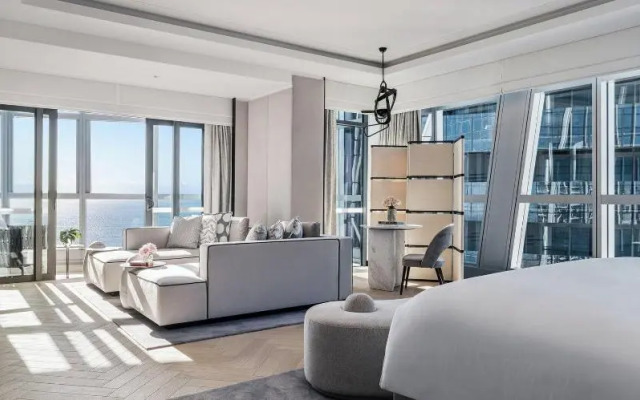The Langham, Gold Coast and Jewel Residences