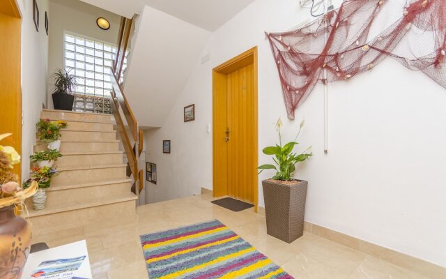 Apartman Mart