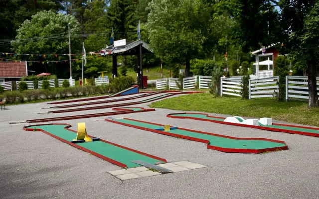 Rösjöbaden Camping &  Stugby