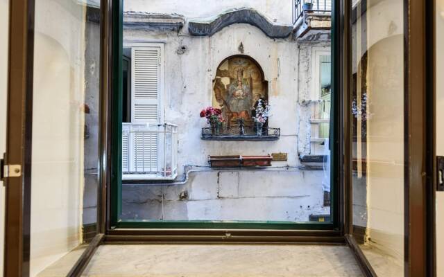 Via San Giovanni in Porta 34