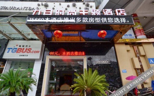 September Fashion Theme Hotel