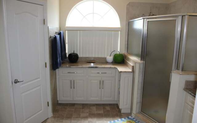 Villa Eagle - Executive - 3 Bedroom