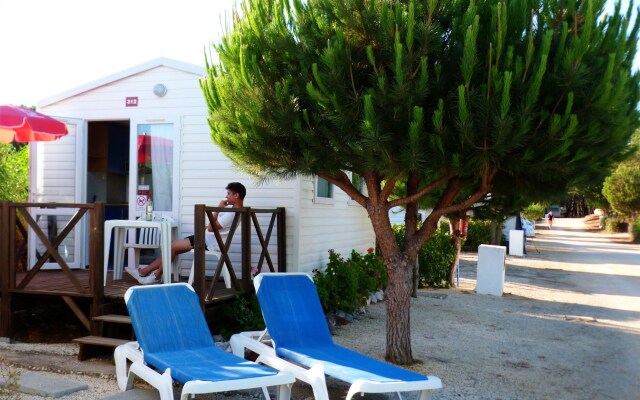 Orbitur Sagres Bungalows Caravan Park