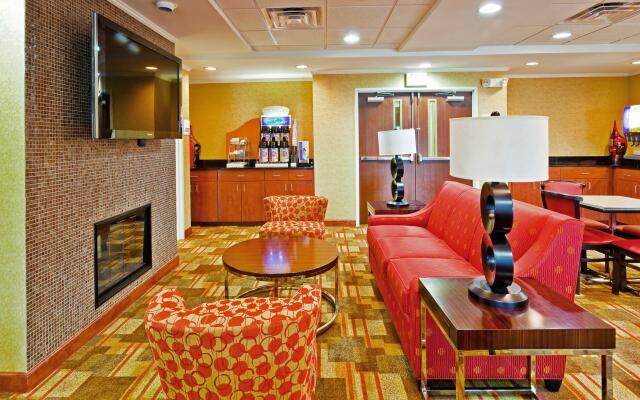 Holiday Inn Express Hotel & Suites Memphis/Germantown, an IHG Hotel