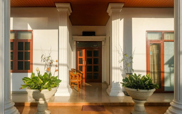 RedDoorz @ Hotel Madani Syariah Lempuyangan