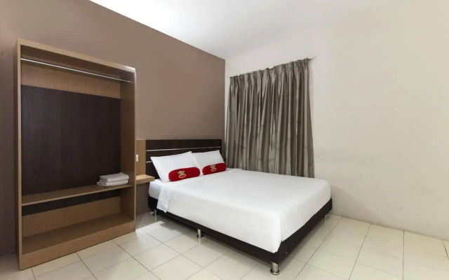 Simms Grand Inn
