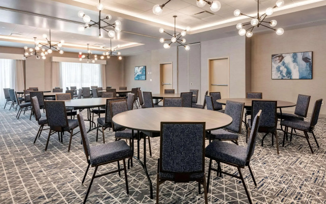 Cambria Hotel Orlando Airport