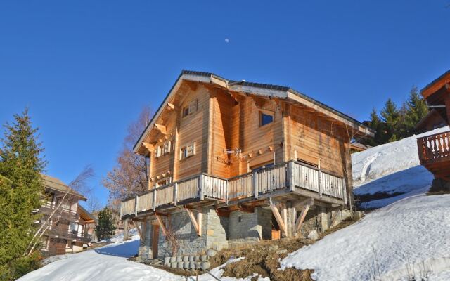 Chalet Phoenix