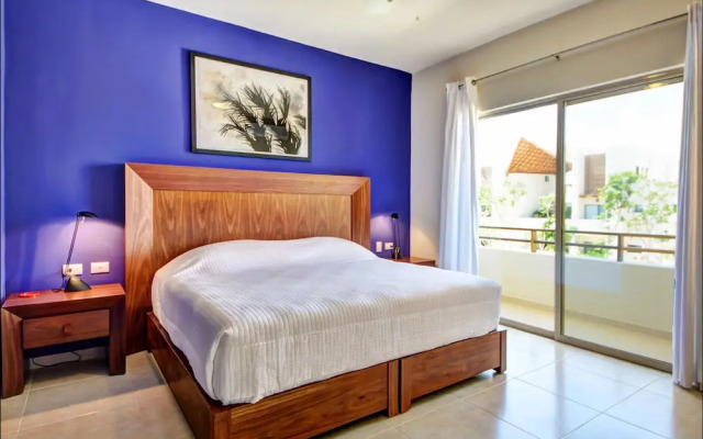 Rainbow Penthouse 2 bedrooms sleeps 5