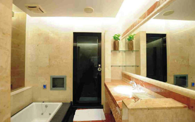 Li Hsin Motel