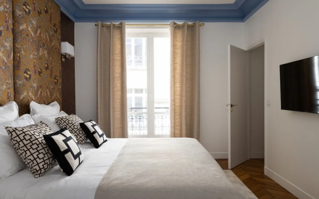 Montaigne Luxury 2 Bedroom