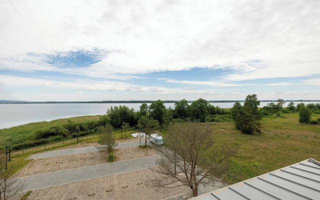 Sea&lake 209 With Parking by Renters