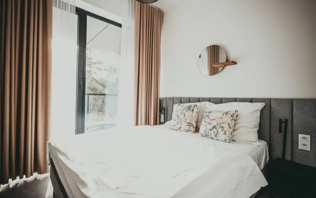 Parque Komfort i Spok j Blisko pla y