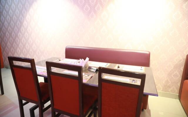 Hotel Aditya Grand