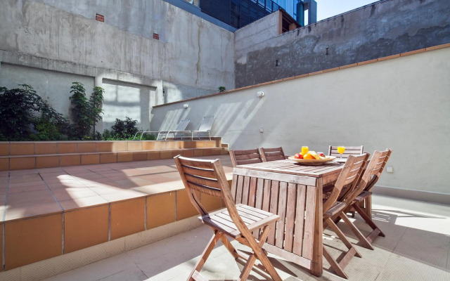 Inside Barcelona Apartments Sants