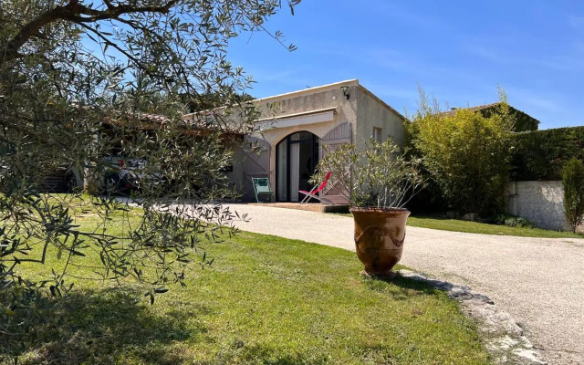 Adorable Gîte (10mn Uzès)