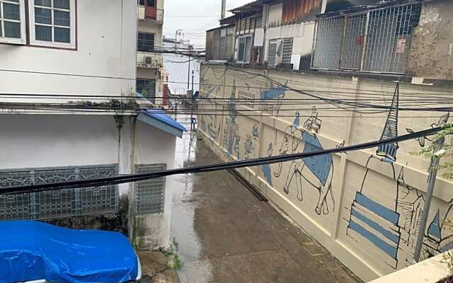 Achcha - MRT Itsaraphap Station