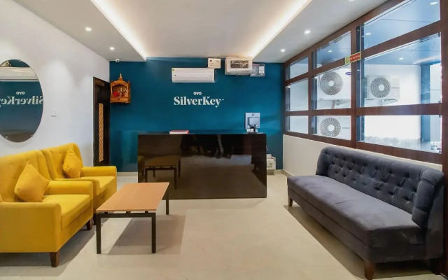 Collection O 87097 Hotel Aalishan