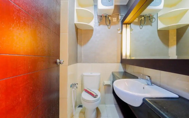 Homey And Comfy Stay 2Br Mangga Dua Apartment