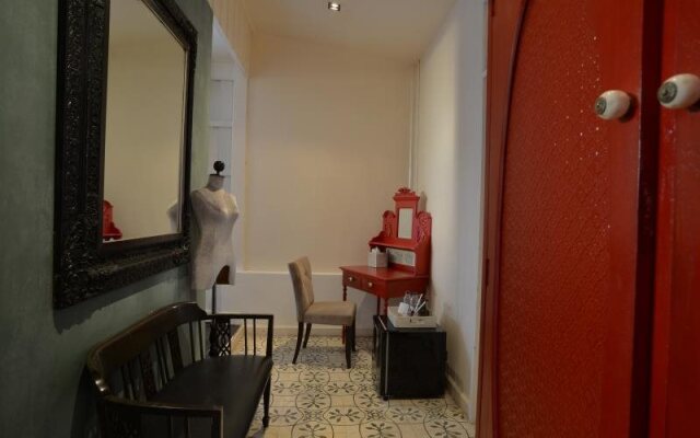The Hen Hua Hin Private Beach Villa