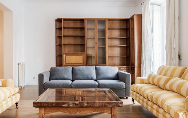 Callao Apartment II 4BR 3BT