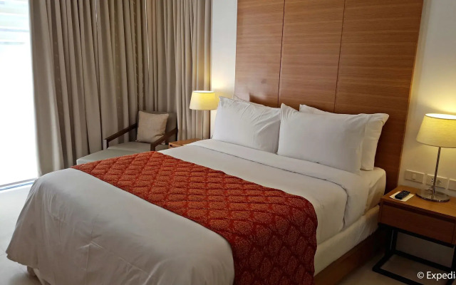 Pontefino Hotel and Residences