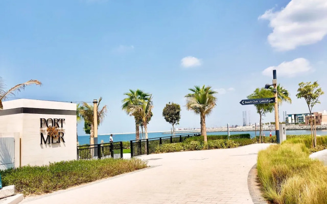 Contemporary La Mer 1BR w Beach Access