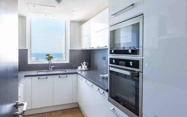 Al Bateen  by Deluxe Holiday Homes