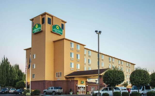 La Quinta Inn & Suites by Wyndham Portland Airport