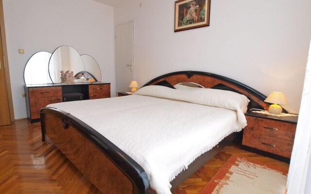 Apartments Lean 1048