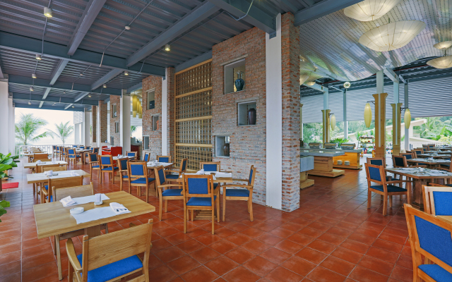 Sandy Beach Non Nuoc Resort