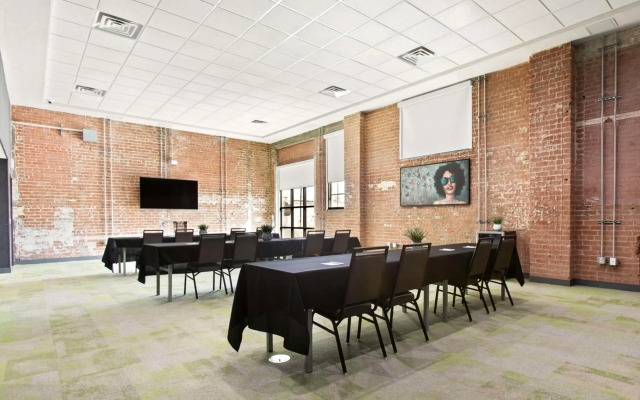 Home2 Suites by Hilton Phoenix Downtown 