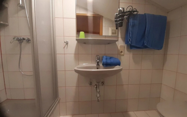 Unterlettlhof