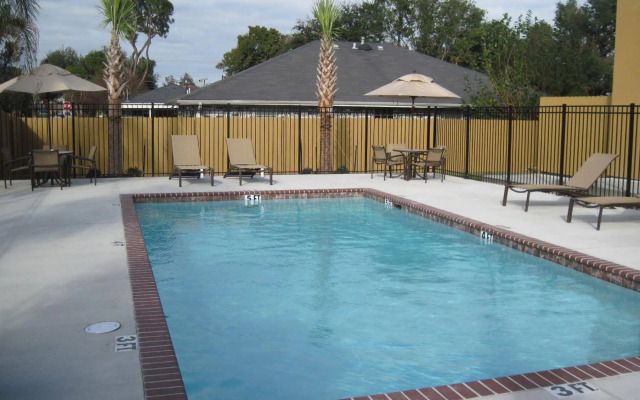 Best Western Plus Chalmette Hotel