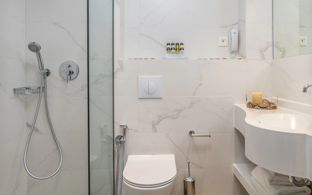 Lagomandra Hotel and Spa