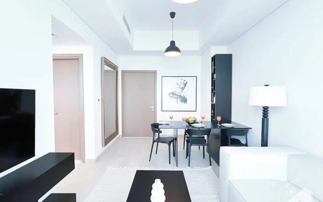 Cozy 1BR With Balcony & Views in Azizi Fawad