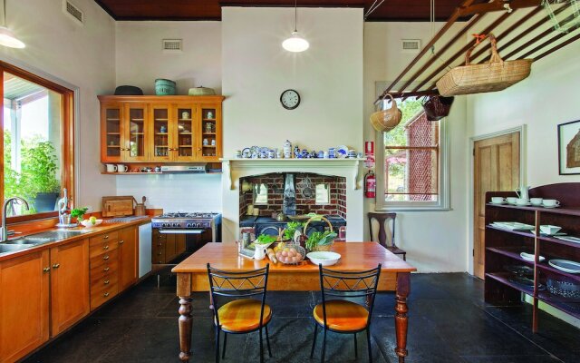 Lochinver Farm Homestead & Cottages