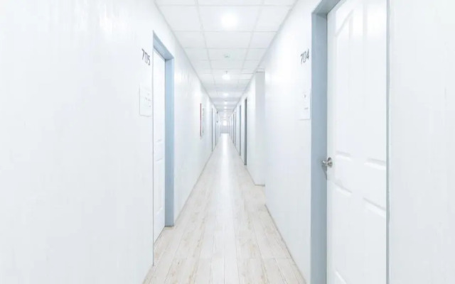RedDoorz Hostel @ BigPat Dormitory Pasay - Quarantine Hotel