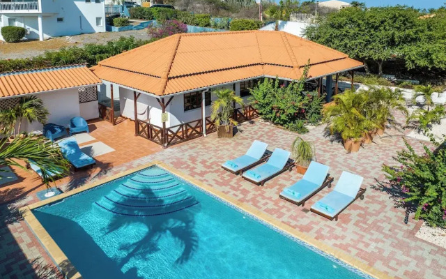 Bloublou Curaçao