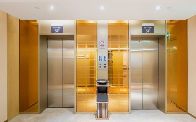 K-house Hotel