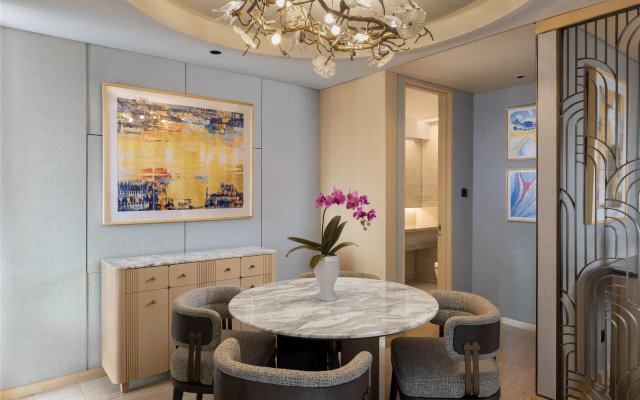 DoubleTree by Hilton Jakarta Kemayoran – Lobby – Jakarta