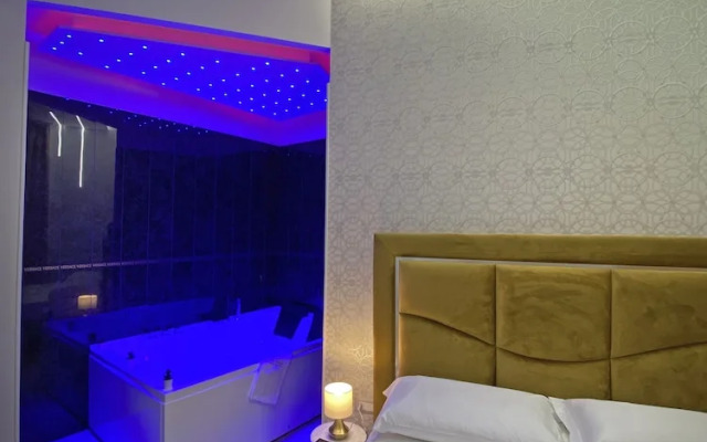 Twin Towers Naples Luxury