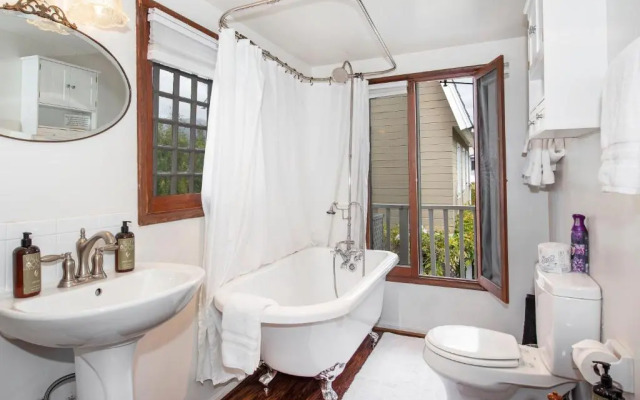 Bath Street Inn