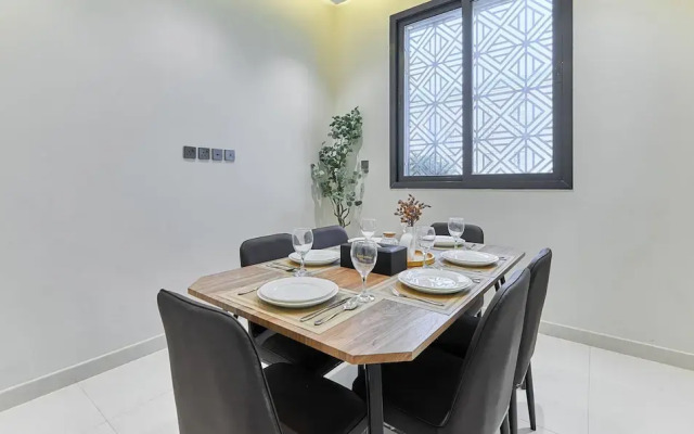 bnbmehomes-Aesthetic 3BR nr Airport-D4