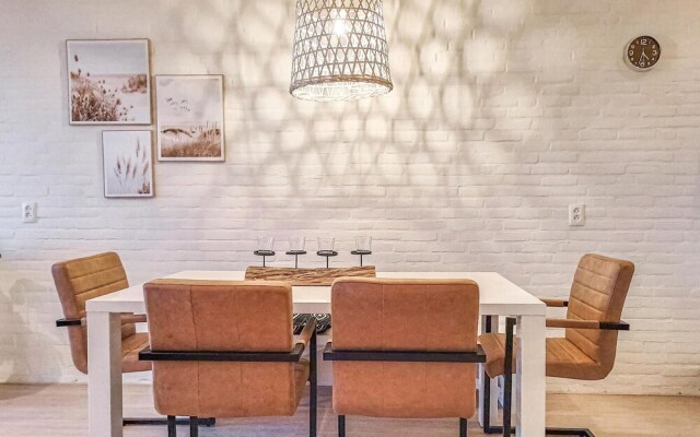 Stunning Home in Bruinisse With 2 Bedrooms and Wifi